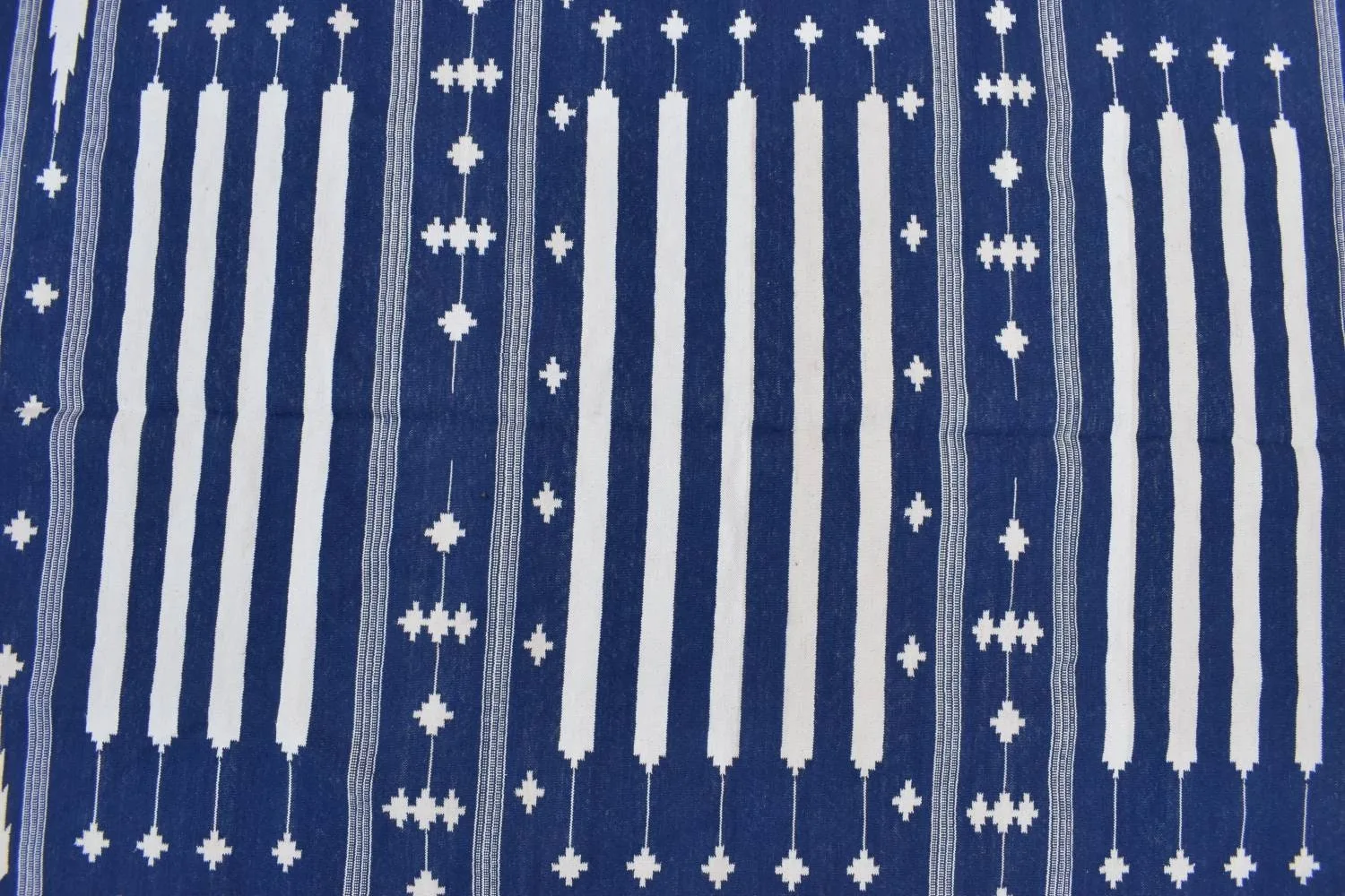 Multiple Sizes Cotton Blue And White Woven Modern Cotton Rug Dhurrie- Handmade Rug - Image 7